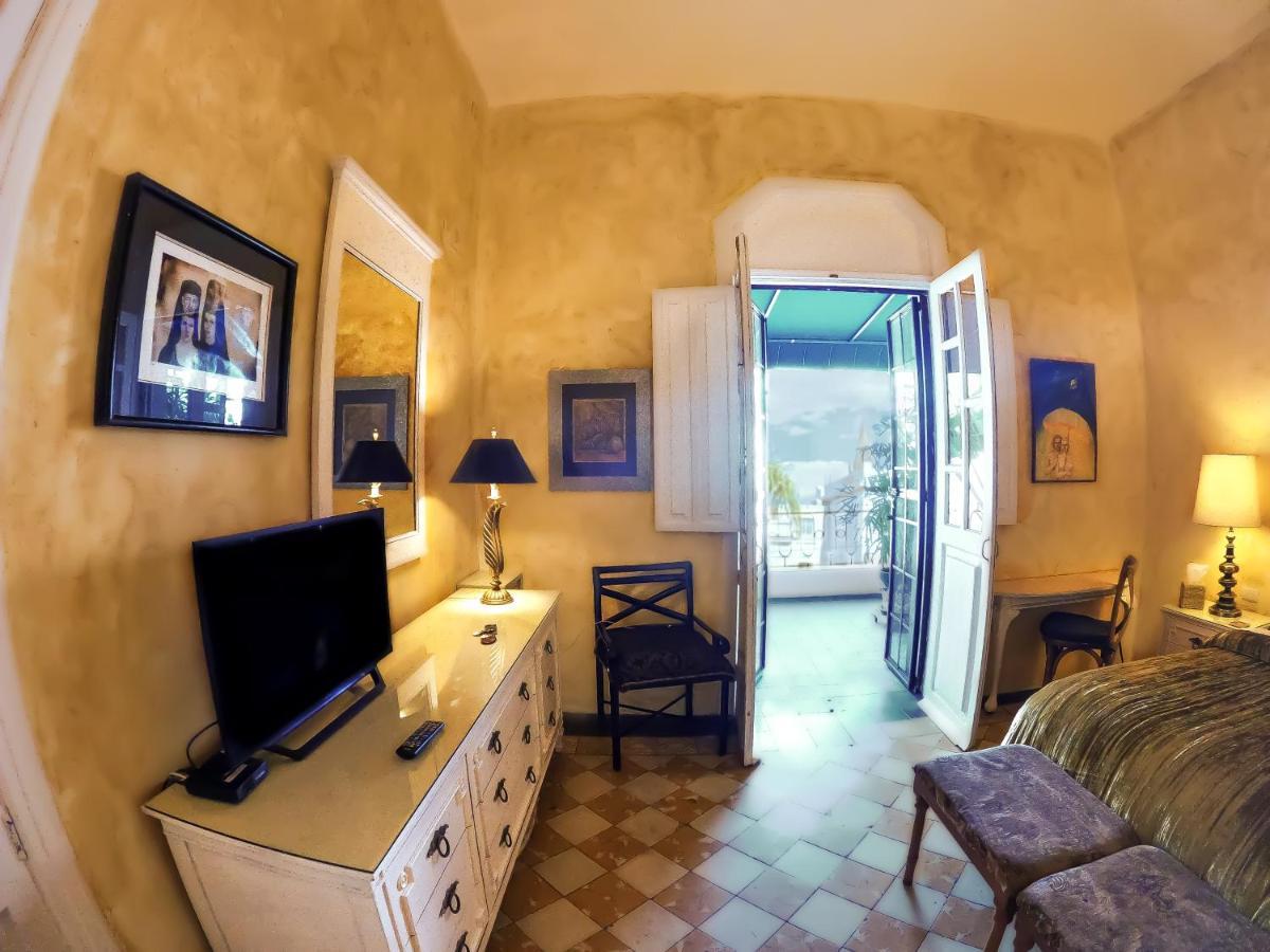 La Perla Hotel Boutique B&B กัวดาลาฮารา ภายนอก รูปภาพ