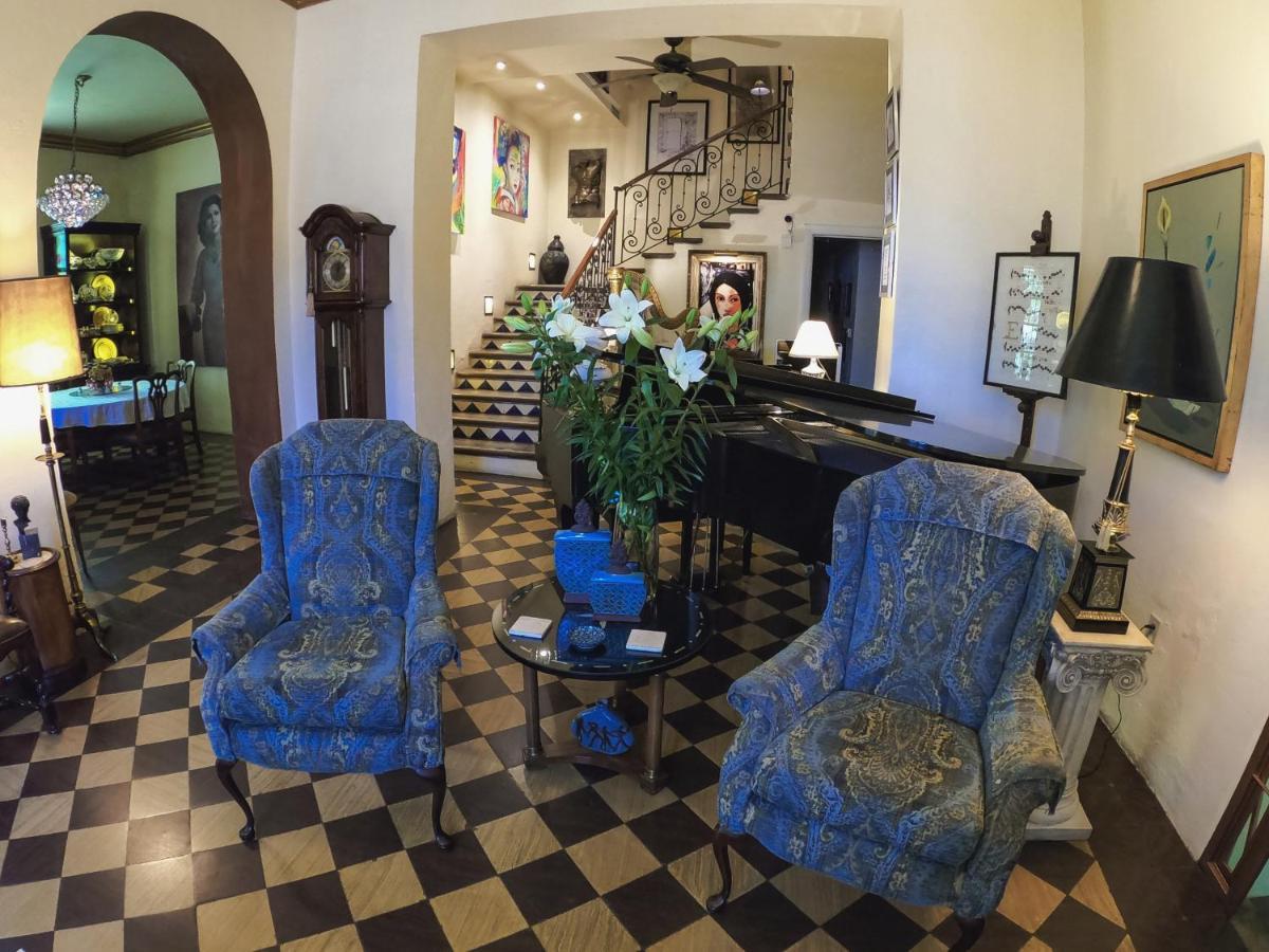 La Perla Hotel Boutique B&B กัวดาลาฮารา ภายนอก รูปภาพ